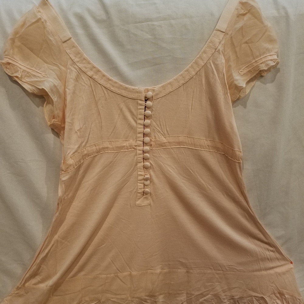 open round shoulder blouse